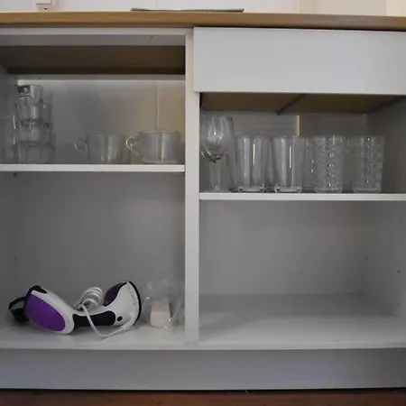 Private 4p Top Floor - *